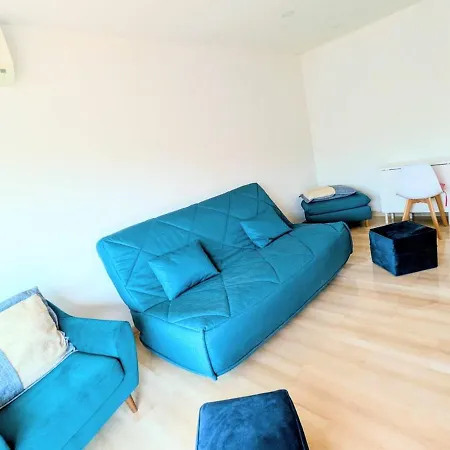 Parenthese Azureenne Terrasse Et A 2 Pas קאן